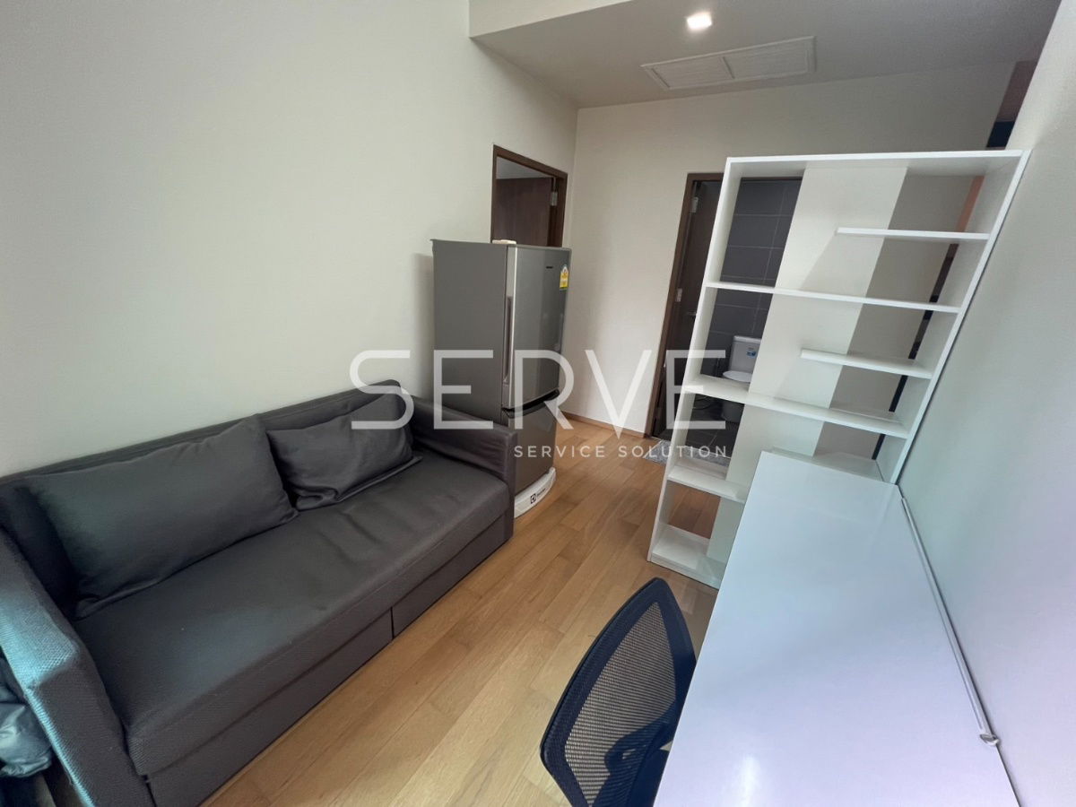 1 Bed with Bathtub Large Room City view  Fully furnished Good Location Close to BTS Phaya Thai 200 m @ Noble Revent