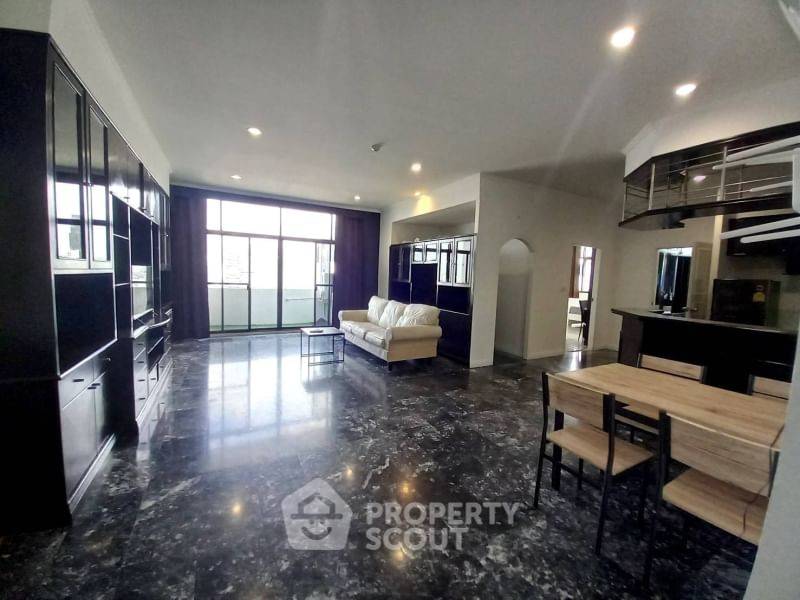 2-BR Condo at The Waterford Park Sukhumvit 53 Condominium near BTS Thong Lor (ID 1801659)