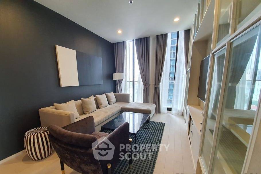 2-BR Condo at Noble Ploenchit near BTS Phloen Chit (ID 653452)