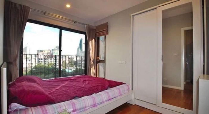 Condolette Dwell Sukhumvit 26（BTS Phrom Phong）