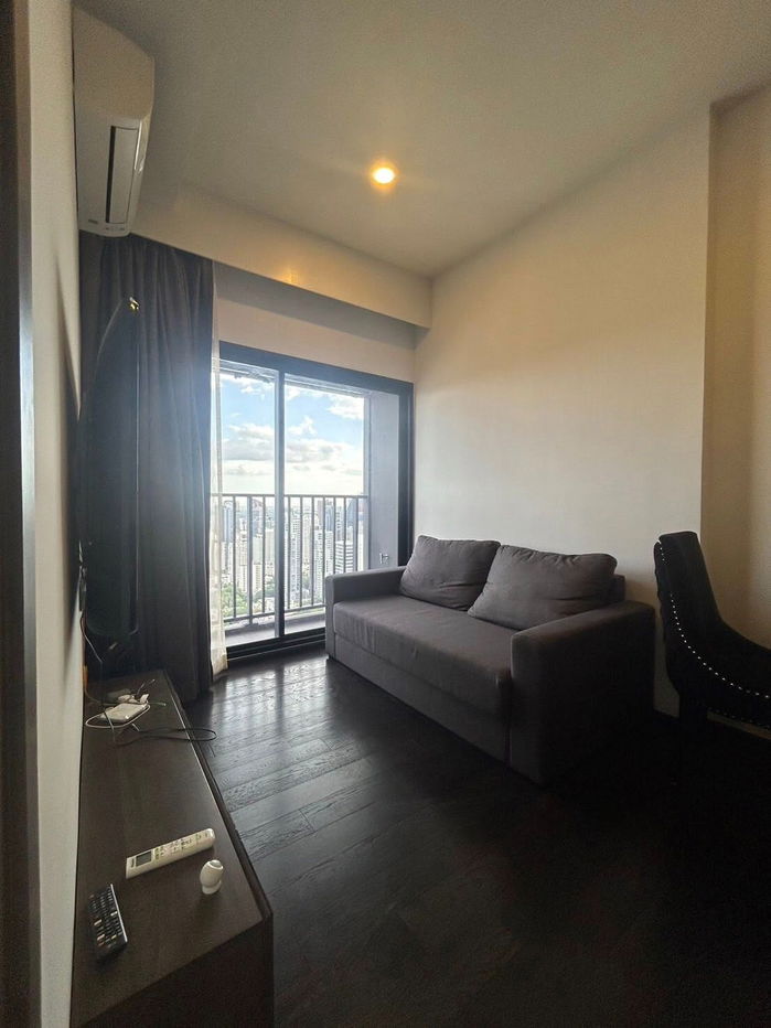 Code: KJ8283  for rent PARK ORIGIN THONGLOR // Line ID: @kjcondo (with @) //