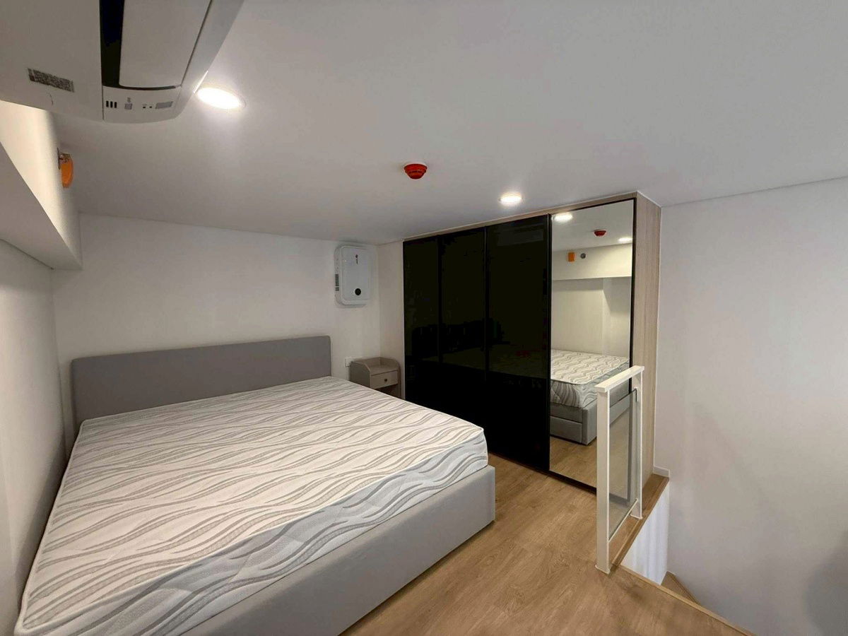 cd057-modern-loft-style-condo-for-rent-in-rama-9-prime-location-with-great-city-access-siamese-rama-9