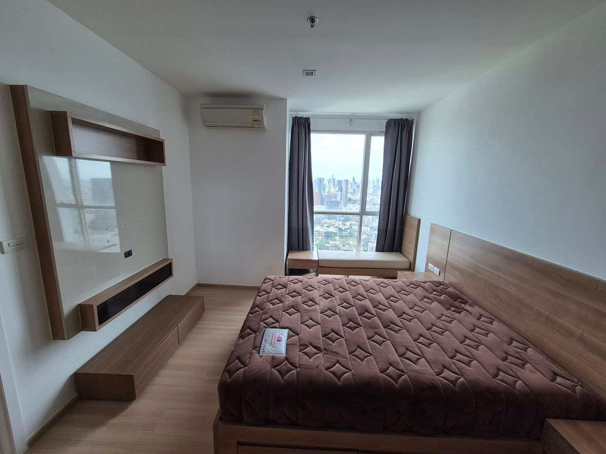 Condo For Rent Rhythm Phahol - Ari (C6808045) ID Line : @condo44