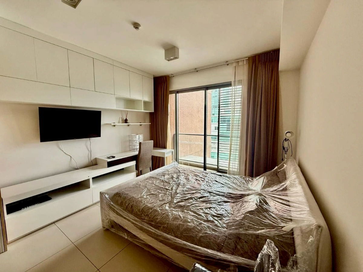 [ For Rent ] 💗🌈 E70807 The Lofts Ekkamai 💗🌈LINE: @theagentpro (with @ in front)