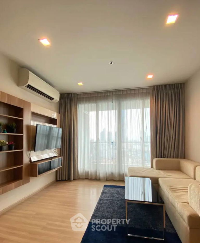 2-BR Condo at Rhythm Sathorn near BTS Saphan Taksin (ID 593027)