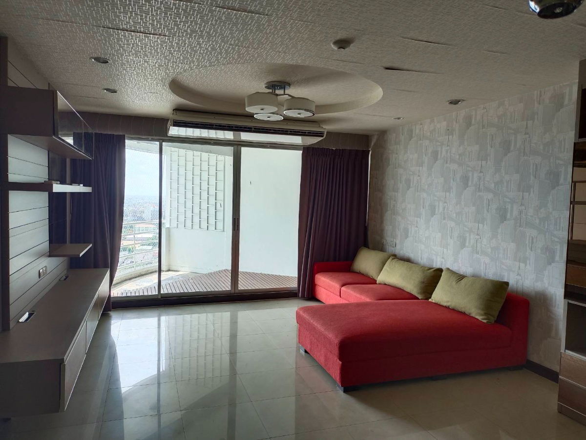 One-bedroom condo for rent in NS Tower Bangna Condominium, near Central Bangna Department Store