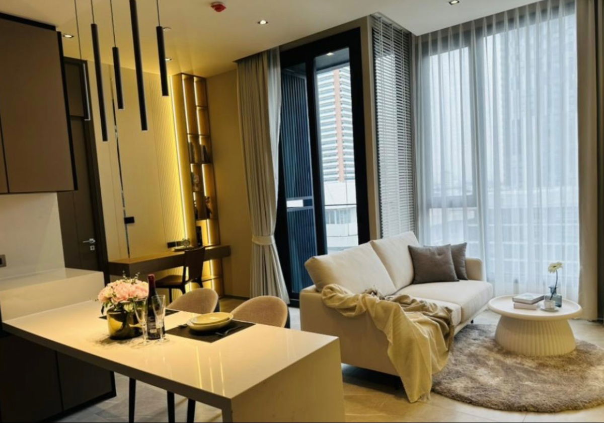 For rent: Hyde Heritage Thonglor, beautiful, luxurious, ready to move in, near BTS Thonglor. Interested? Add me on Line @841qqlnr