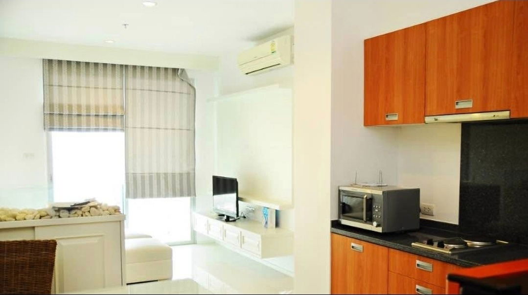 OMG2317  < Available 24-Nov-25 >  Large 1 Bedroom for RENT @ [ Villa Sathorn ]