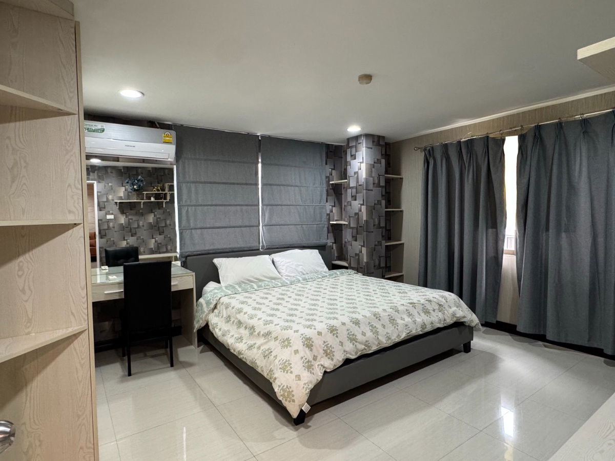 Condo room for rent, Sathorn Place