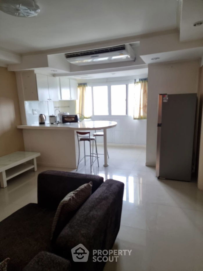Srivara Mansion Condominium 1 号 2 居公寓，靠近 MRT 泰国文化中心 (ID 2278078)