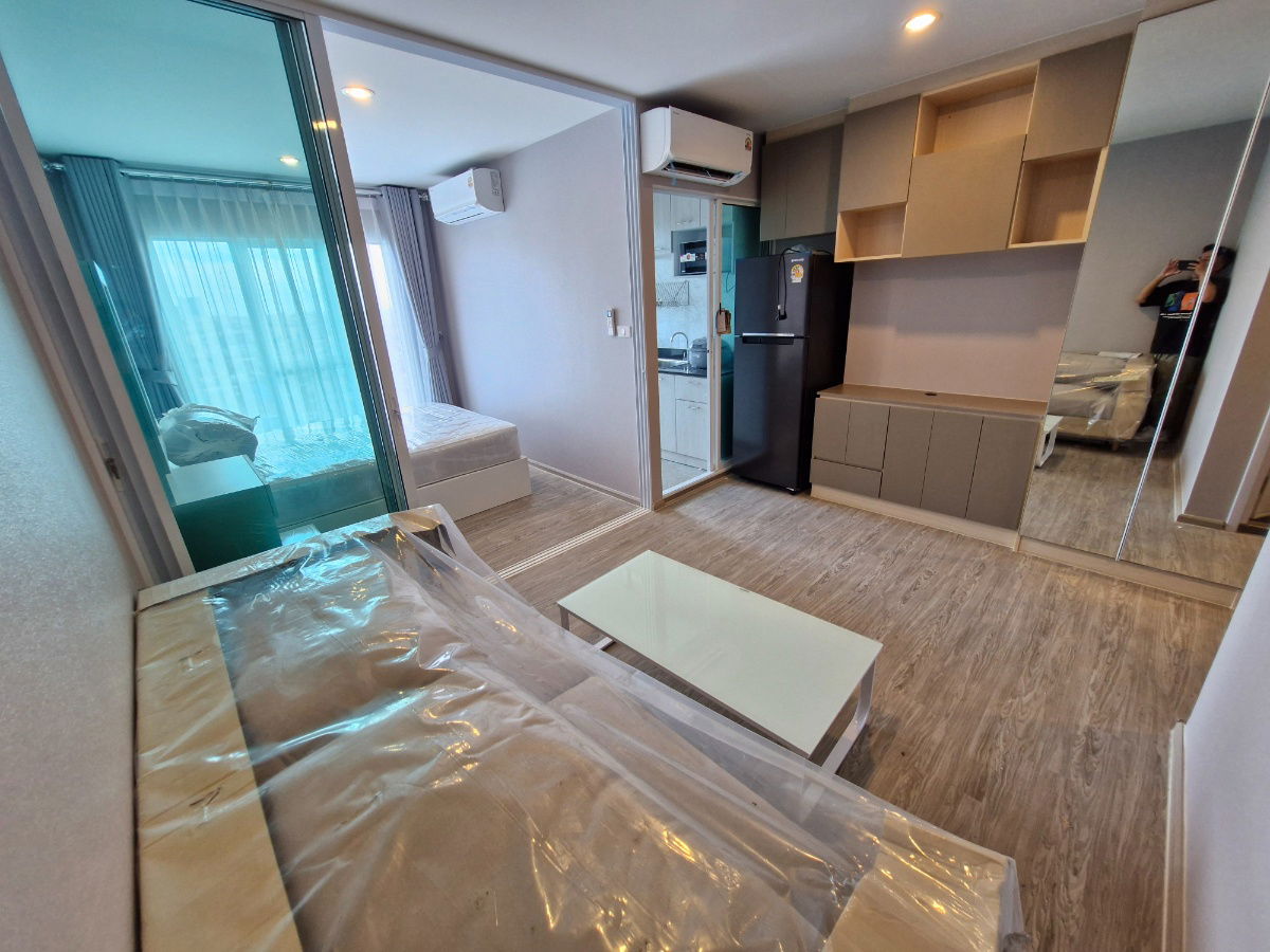 For rent --Regent home  1bedroom 28sqm. Line: 0989393917