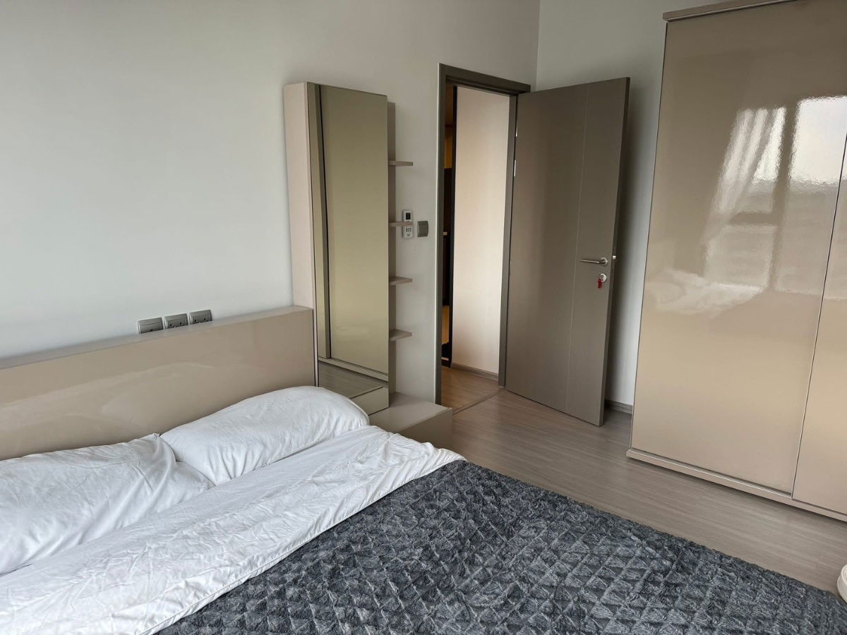 MN2922 Life Asoke Hype Full เฟอร์นิเจอร์และไฟฟ้าครบชุด