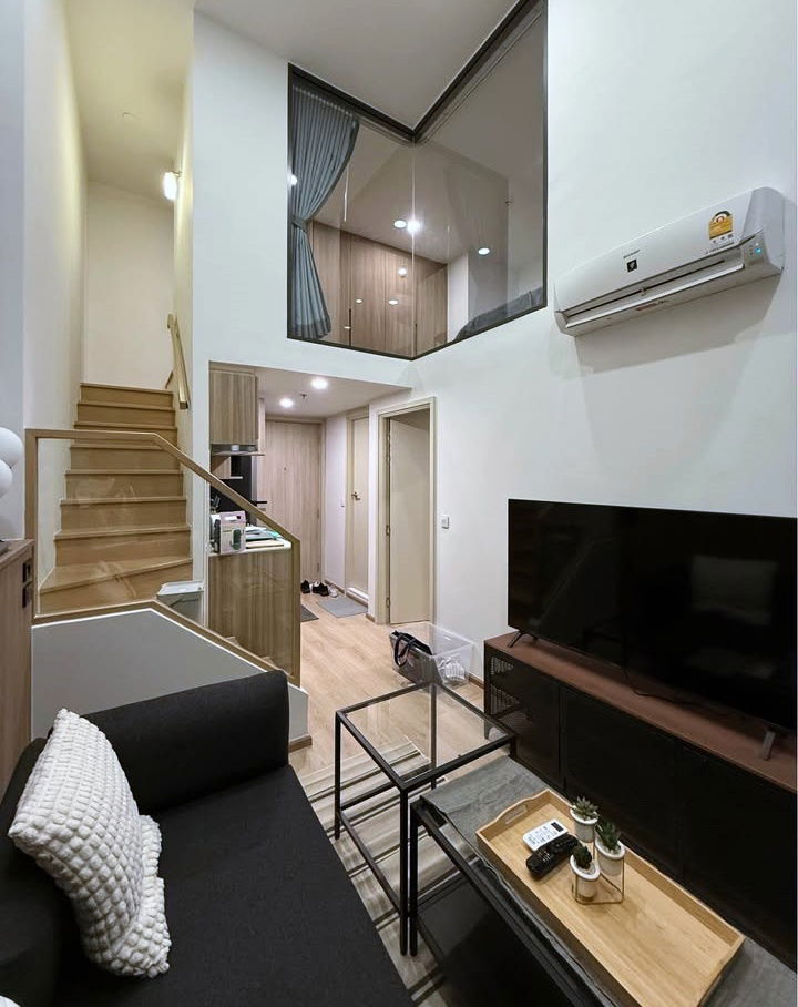 TA7796📲LineID @556ryccg🏢Duplex 2 Bedroom 48 sqm Floor34 Fully furnished Life Rama4-Asoke near MRT QSNCC