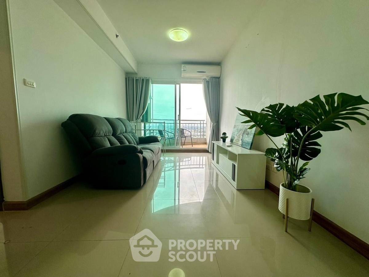 1-BR Condo at Supalai River Resort Charoen Nakhon in Samre (ID 1589465)