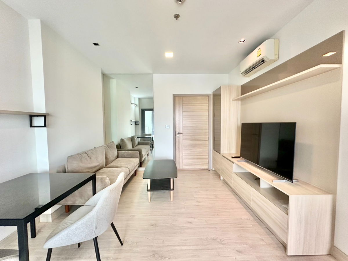 "NEW ROOM"  Casalunar Mesto 1 bed, mountain view, beautiful room, ready to move in