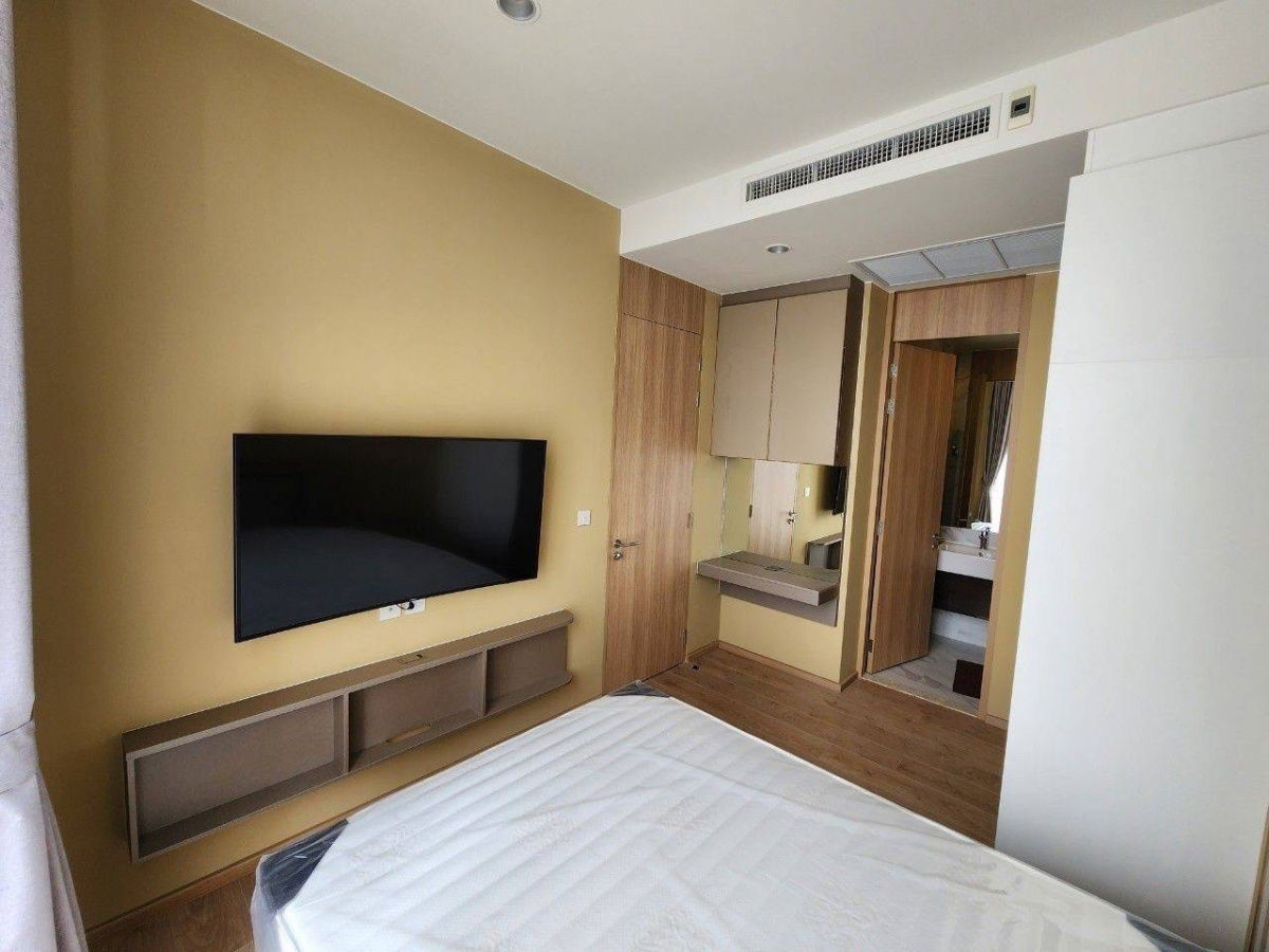 P1132 Condo for rent, Noble Be19 (Noble Be19), built-in room, fully furnished, washing machine, free Wifi.