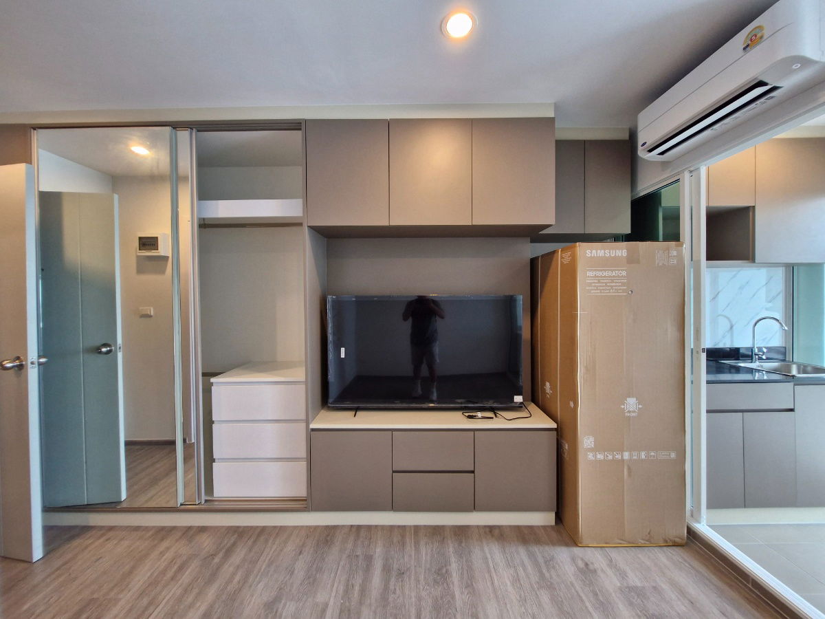 FOR RENT-- Regent home   28Sqm. 10,000/month.