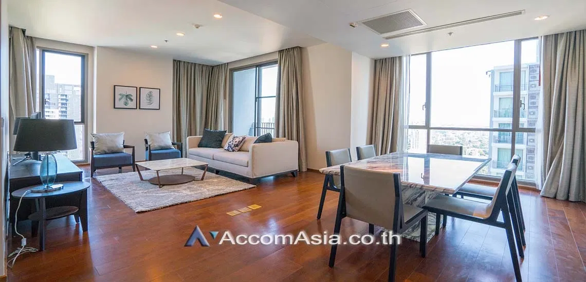 🔼🔽 AccomA 📩  3 BR Condominium @Quattro Thonglor (1518526)