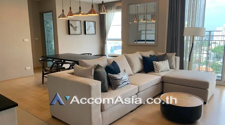🔼🔽 AccomA 📩 City-view condo with soft modern décor at HQ Thonglor  (AA19423)