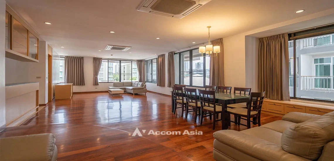 🔼🔽 AccomA 📩  3 BR Condominium @Acadamia Grand Tower (1517011)