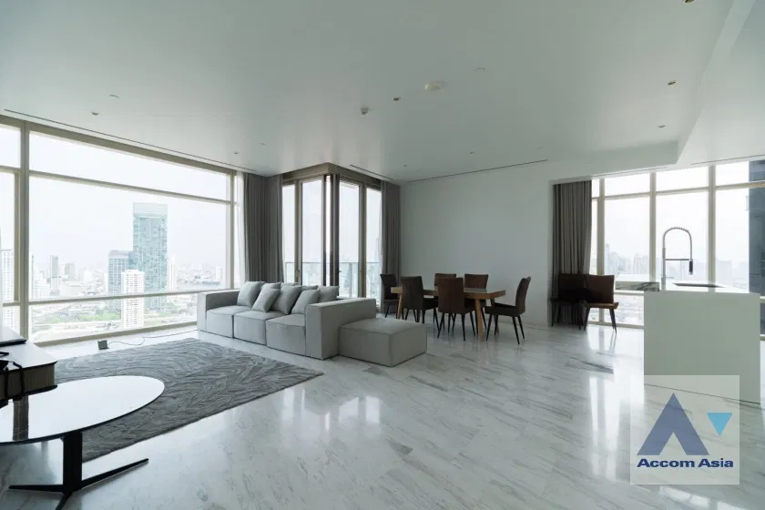 🔼🔽 AccomA 📩 Contemporary house with spacious open-plan and glass panels at Four Seasons Private Residences Condominium (AA31713)