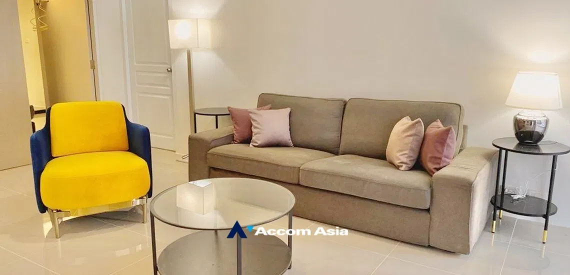 🔼🔽 AccomA 📩 The Waterford Diamond