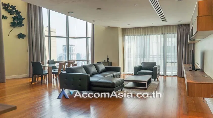 🔼🔽 AccomA 📩 Bright Sukhumvit 24 Duplex for rent near Emporium and Phrom pong BTS Sukhumvit Bangkok