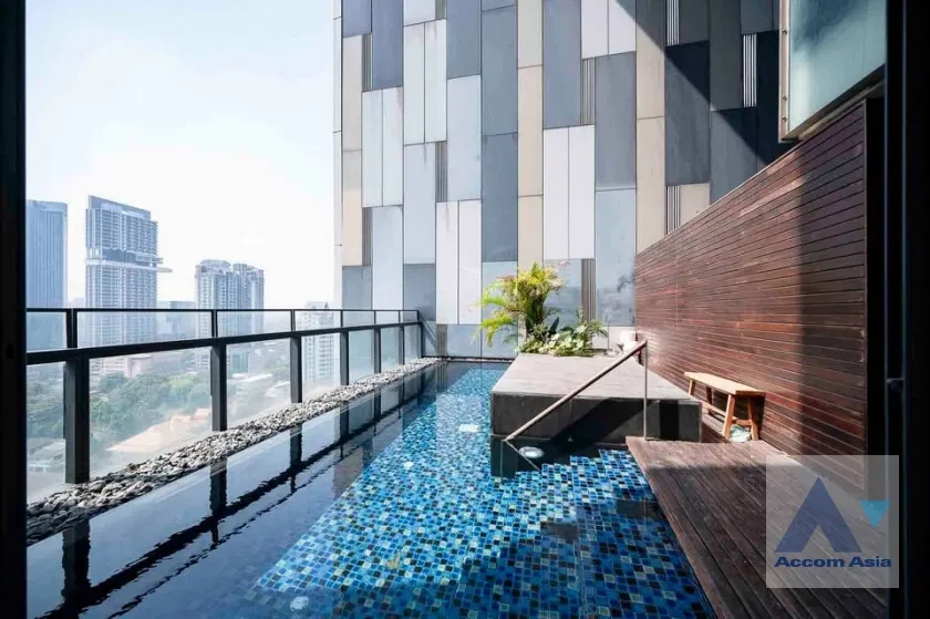 🔼🔽 AccomA 📩 Luxury condo in Sathorn with private pool and panoramic skyline view (AA43457)