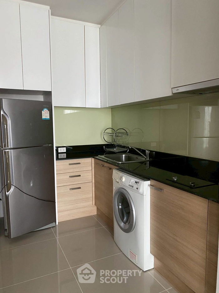 2-BR Condo at Circle Condominium near MRT Phetchaburi (ID 2284590)