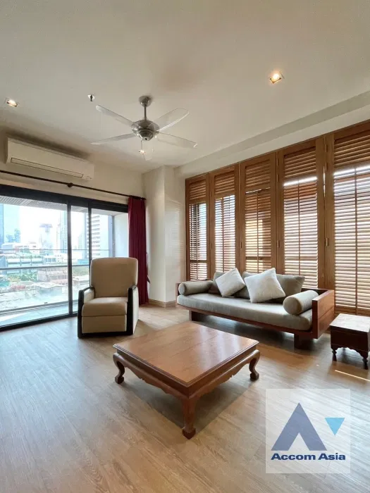 🔼🔽 AccomA 📩  2 BR Condominium @Circle Living Prototype (AA36498)