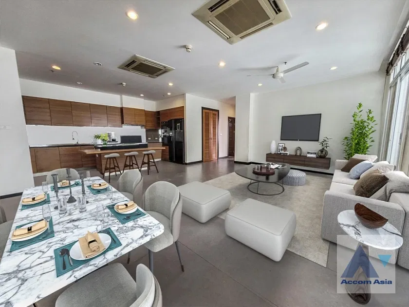 🔼🔽 AccomA 📩 Partly Furnished 4 BR Condominium @The Prime 11 (AA43962)