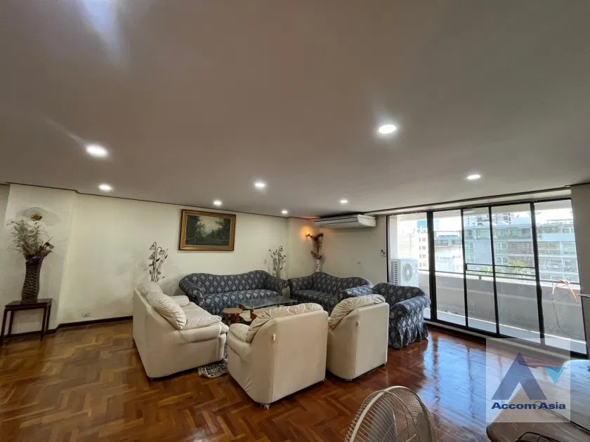 🔼🔽 AccomA 📩  3 BR Condominium @The Concord (AA25944)