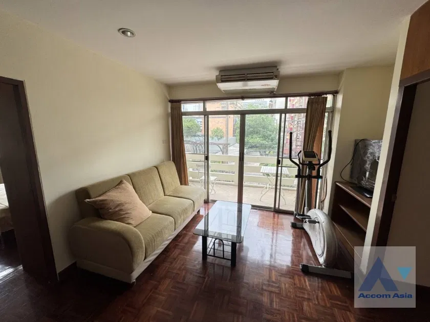 🔼🔽 AccomA 📩  2 BR Condominium @The Heritage (24043)