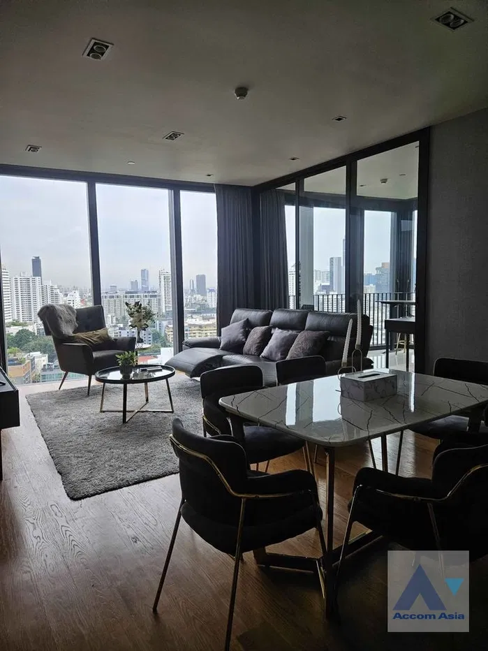 🔼🔽 AccomA 📩  High-rise condo with stunning city views (AA34863)