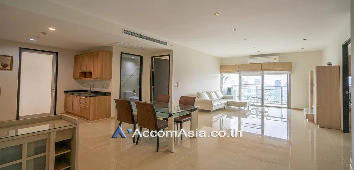 🔼🔽 AccomA 📩 White-tone condo with large balcony and skyline view (1519337)