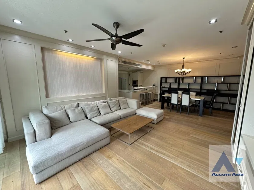 🔼🔽 AccomA 📩 Modern and cozy living with city-view balcony ( AA44482 )