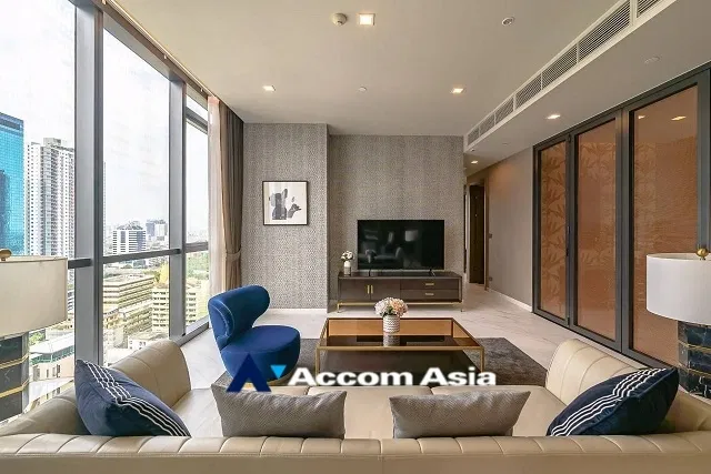 🔼🔽 AccomA 📩 The Monument Thong Lo