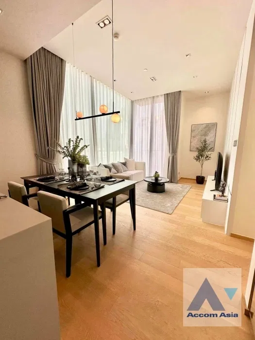 🔼🔽 AccomA 📩 Fully Furnished 2 BR Condominium @28 Chidlom (AA35762)