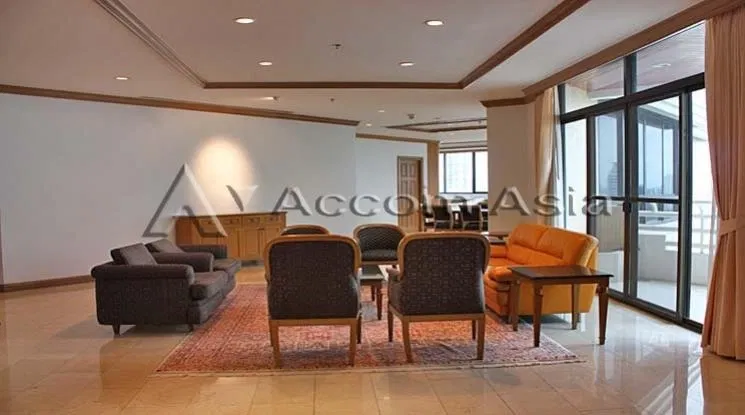 🔼🔽 AccomA 🔽 คอนโดมิเนียมสดใสพร้อมวิวเปิดโล่งและเน้นไม้ (24494)