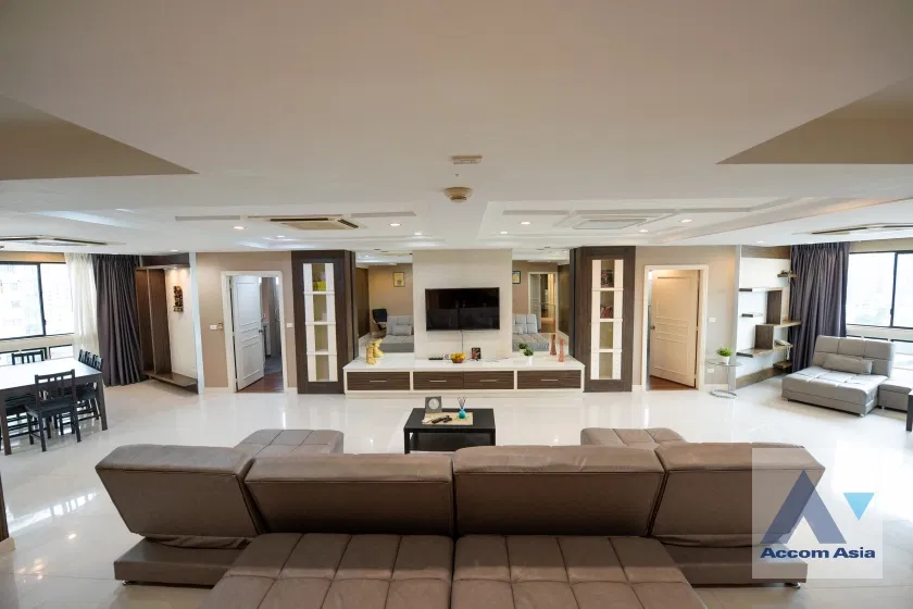 🔼🔽 AccomA ✔ President Park : Ebony Tower