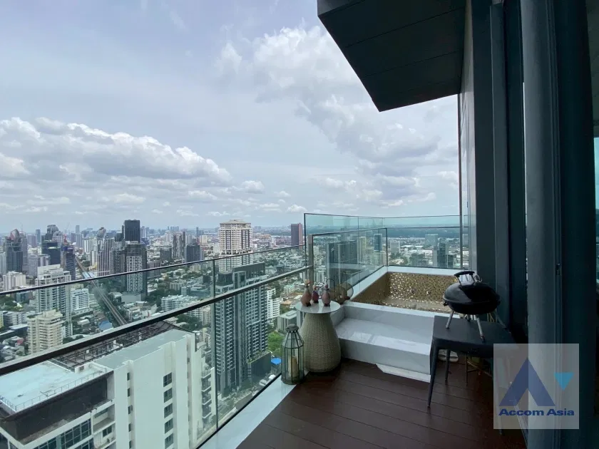 🔼🔽 AccomA 📩 Luxury High-Rise Condo for Sale – Panoramic City View