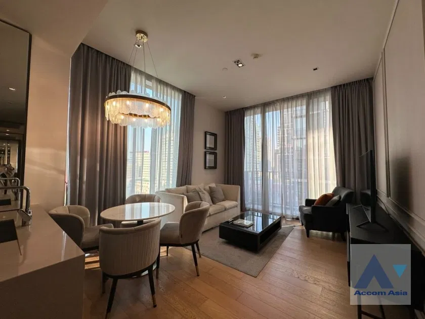 🔼🔽 AccomA 📩  2 BR Condominium @28 Chidlom (AA39393)