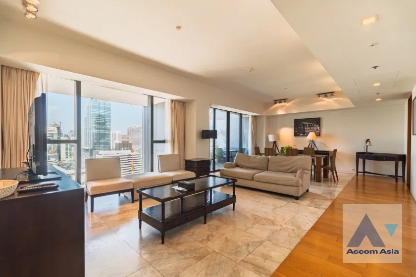 🔼🔽 AccomA 📩 Modern condo with glass walls and wooden built-ins (1518394)