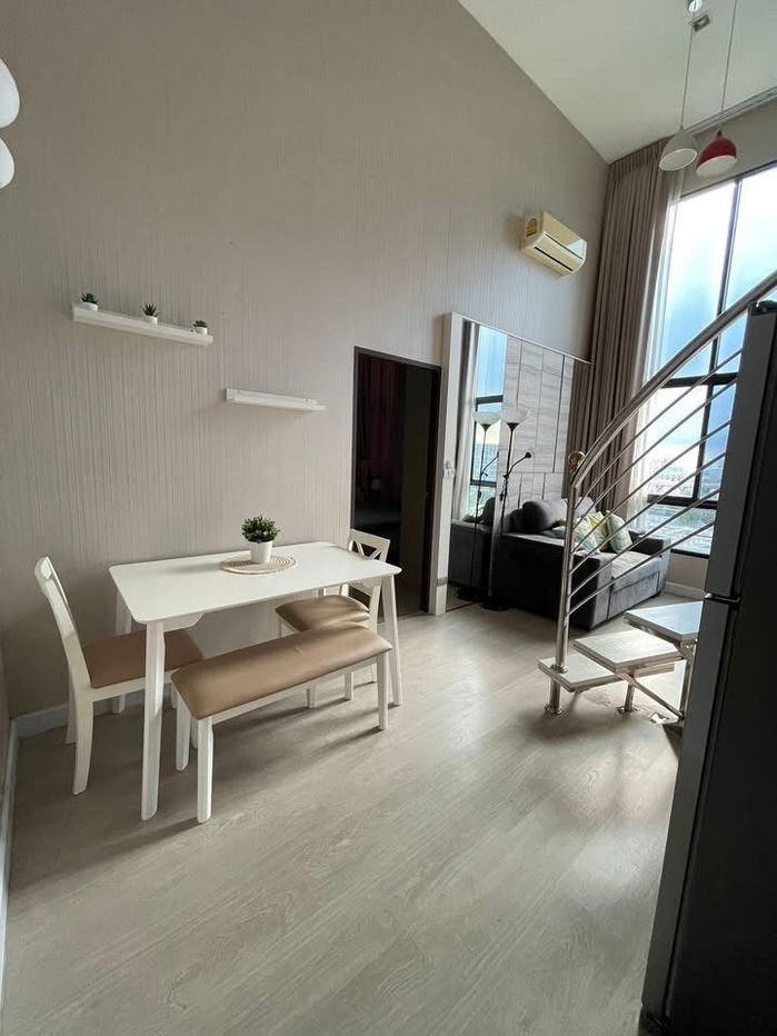 The Sky                 Sukhumvit