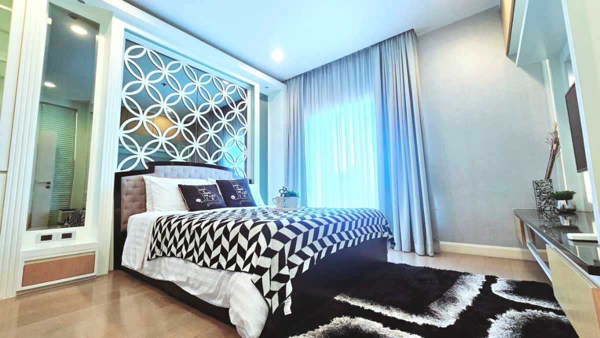 P-39946 Condo for rent The Crest Sukhumvit 34 fully furnished (Confirm again when visit).
