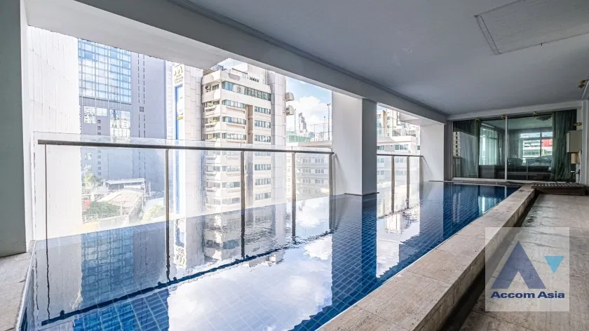 🔼🔽 AccomA 📩 Private pool with stunning city views; ultra-private, relaxing, and pet-friendly.