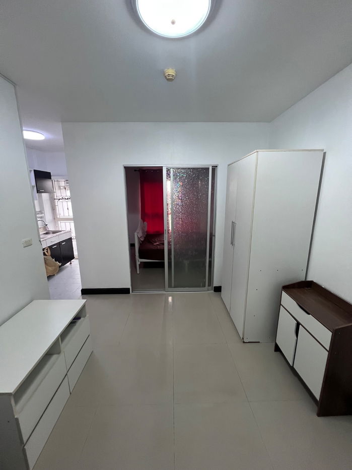 For rent condo ready to move in