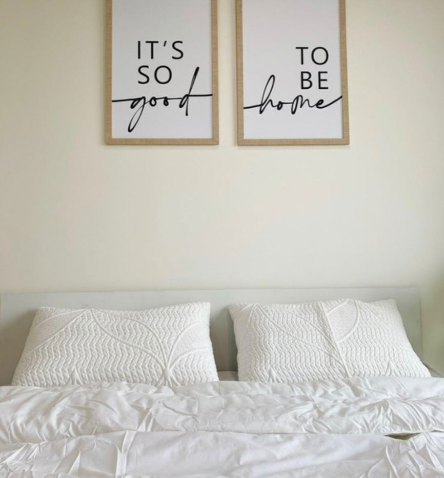 For rent: Asakan Place Srinakarin, beautiful, cheap, fully furnished, near MRT Hua Mak (yellow line). Interested, add Line @841qqlnr