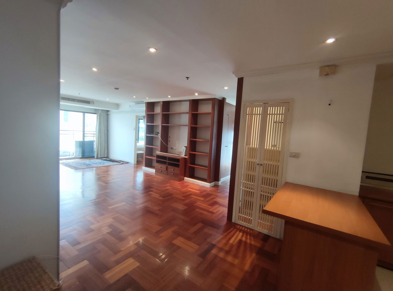 Condo For Rent Liberty Park 2 (E6809002) ID Line : @condo101