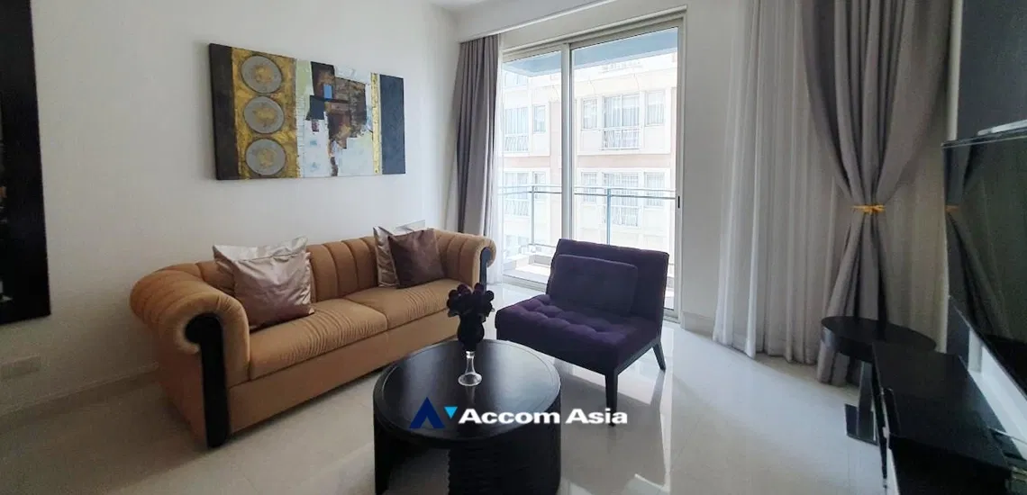 🔼🔽 AccomA 📩 Q Langsuan